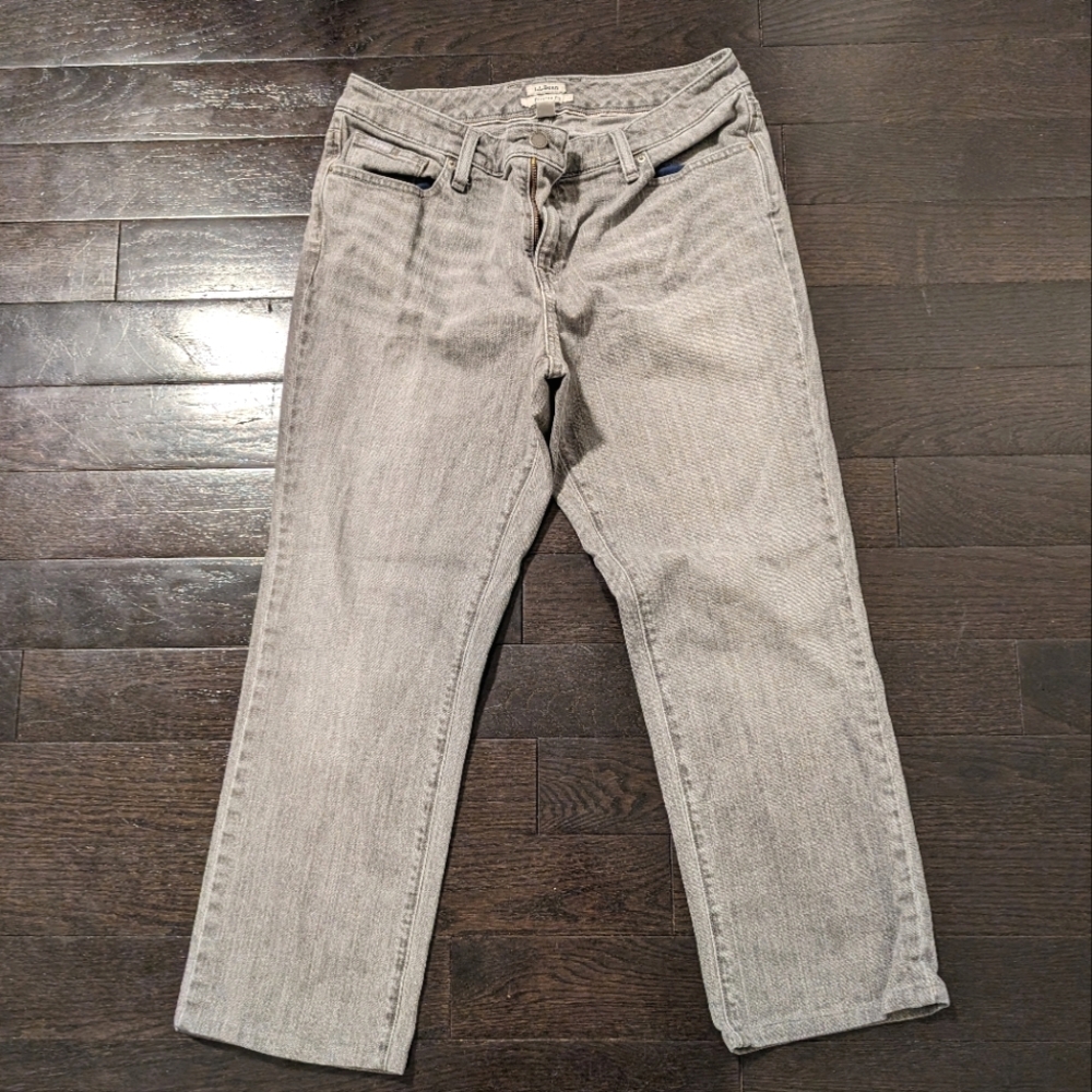 2/$15 ✨L.L Bean Favorite Fit Petite Jeans